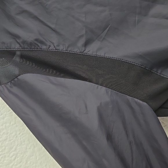 Fabletics Half Zip Pullover Windbreaker Jacket - Picture 9 of 9